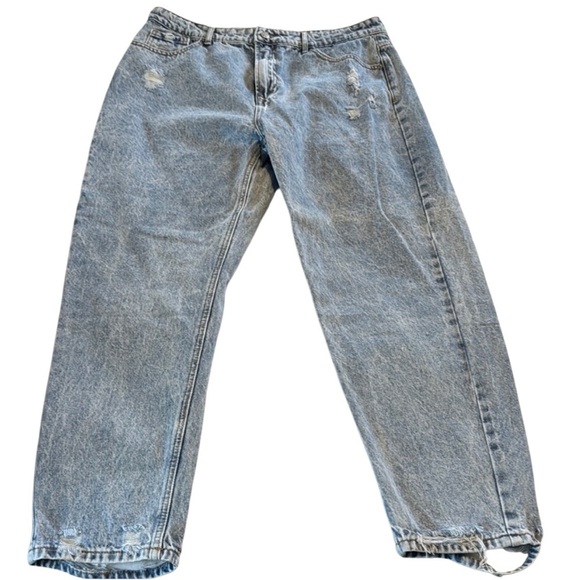 SHEIN EZwear Zipper Fly Tapered Jeans Straight Leg Light Wash Size 12/XL - Picture 1 of 9